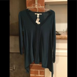 Women’s sweater
